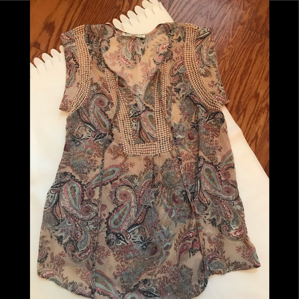 Daniel Rainn blouse
